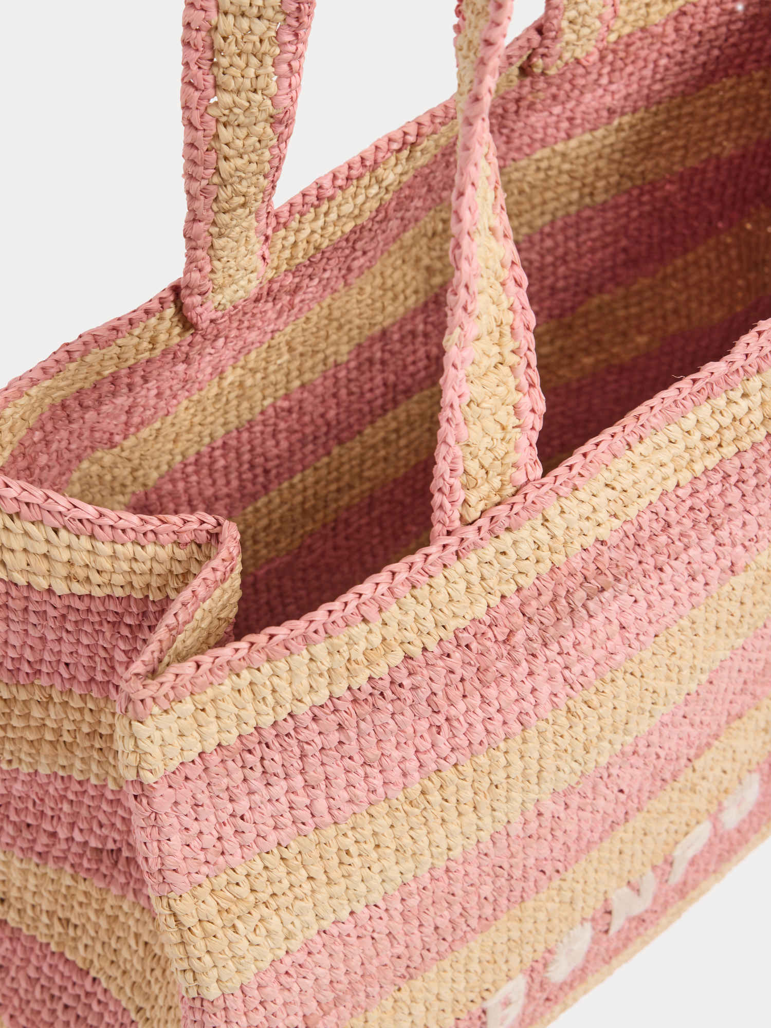 sac en raphia fait main