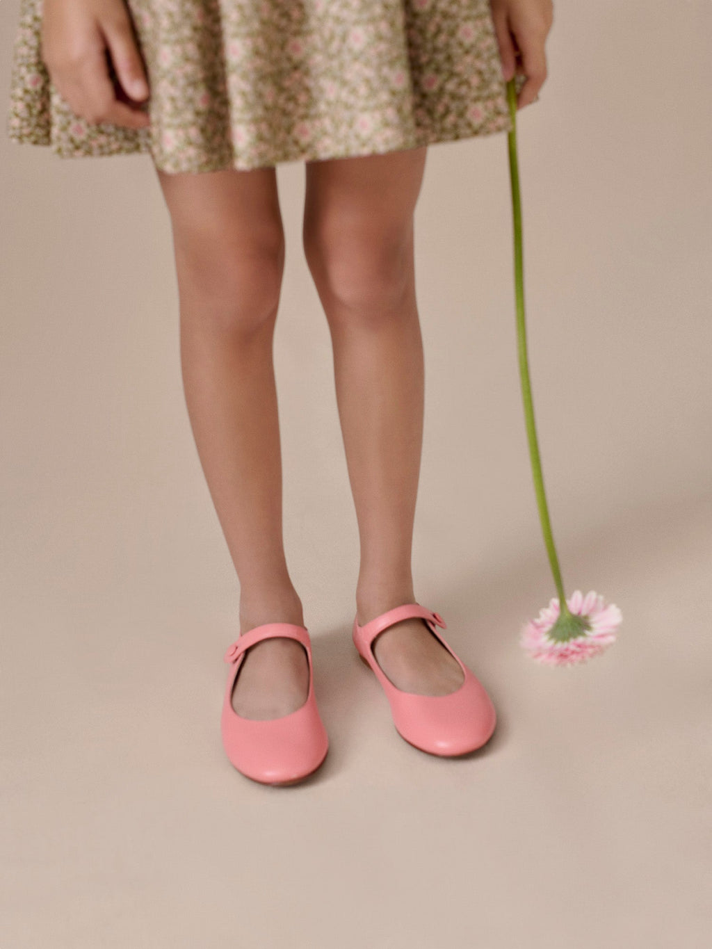 ballerines en cuir corail