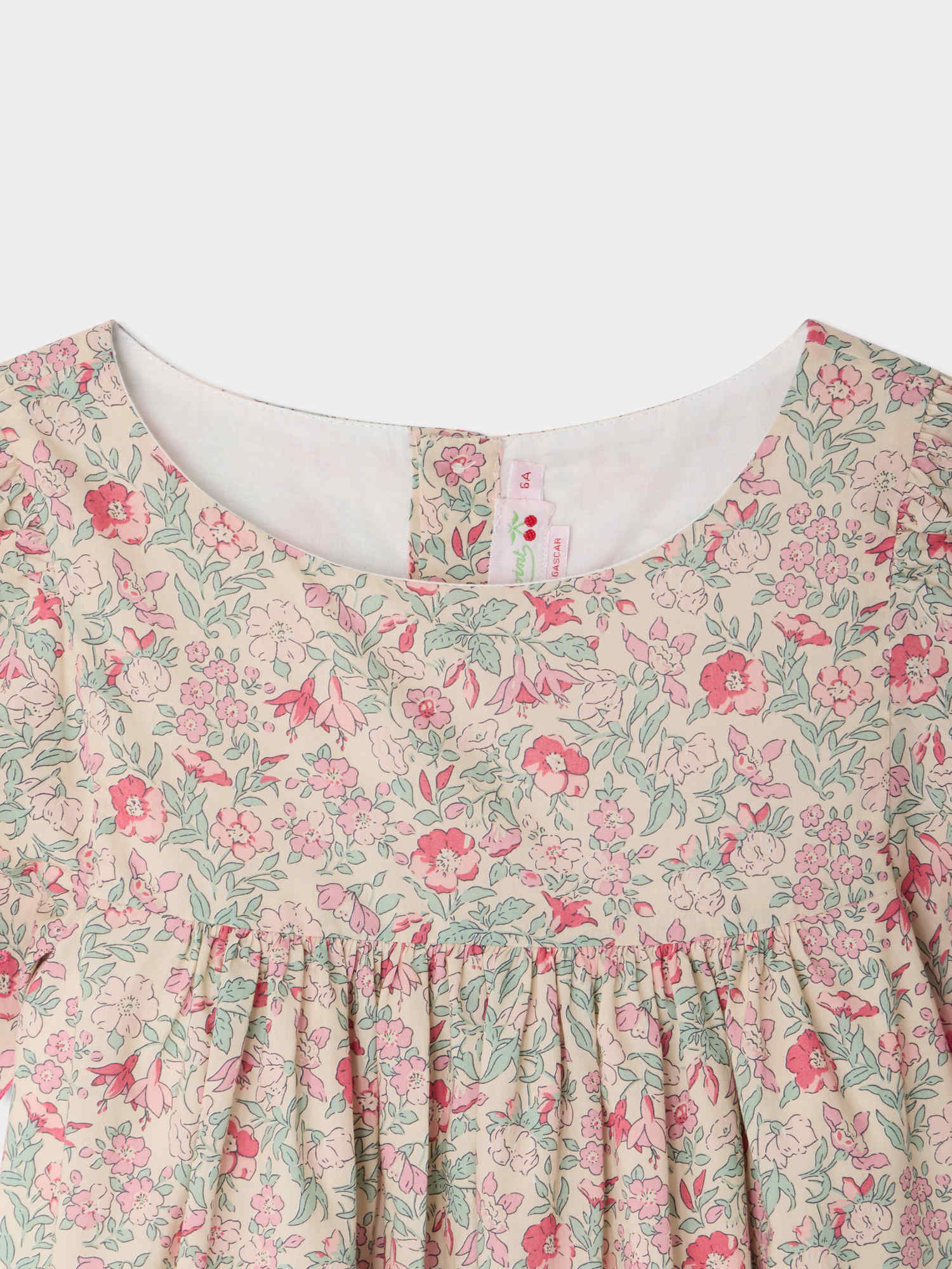 robe en broderie anglaise en tissu de coton biologique