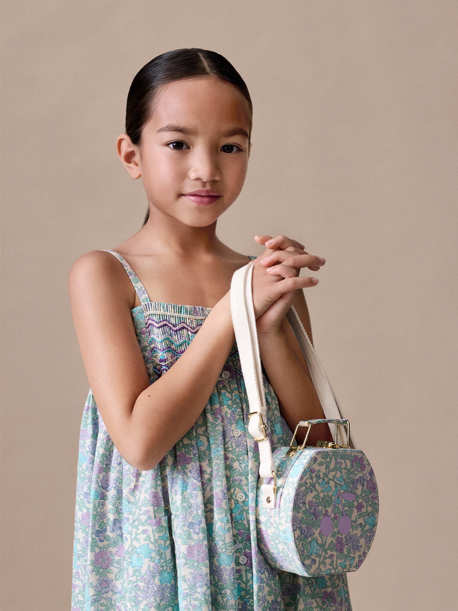 Sac valise en tissu Liberty imprimé cerises en coton biologique